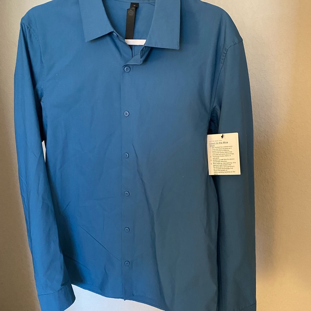 LuLuLemon down to the wire shirt